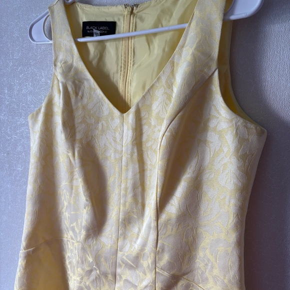 Evan Picone | Yellow Floral Midi Dress | Size 6 - Picture 4 of 7
